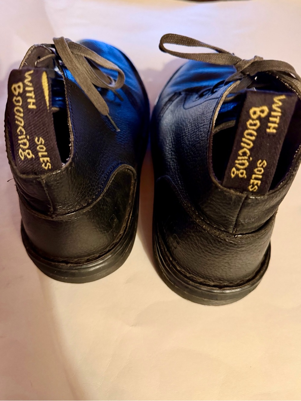 Dr. Martens Men's Black Leather Lace-Up Chukka Boots, Size 9 - Picture 2 of 16